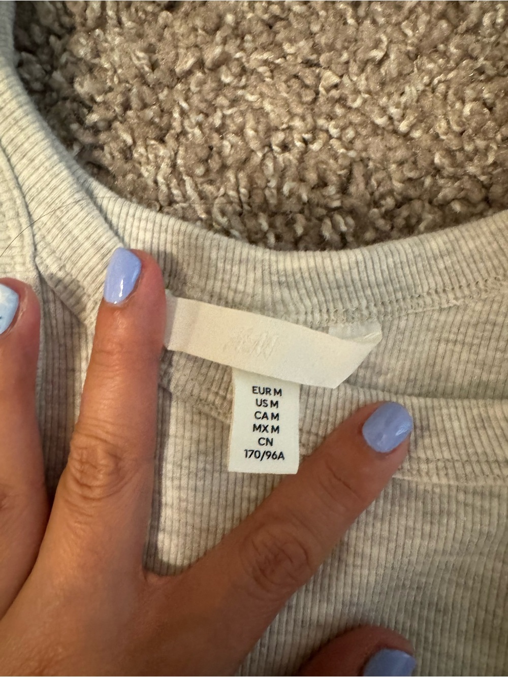 H&M Light Gray Ribbed Tank Top - Picture 2 of 2